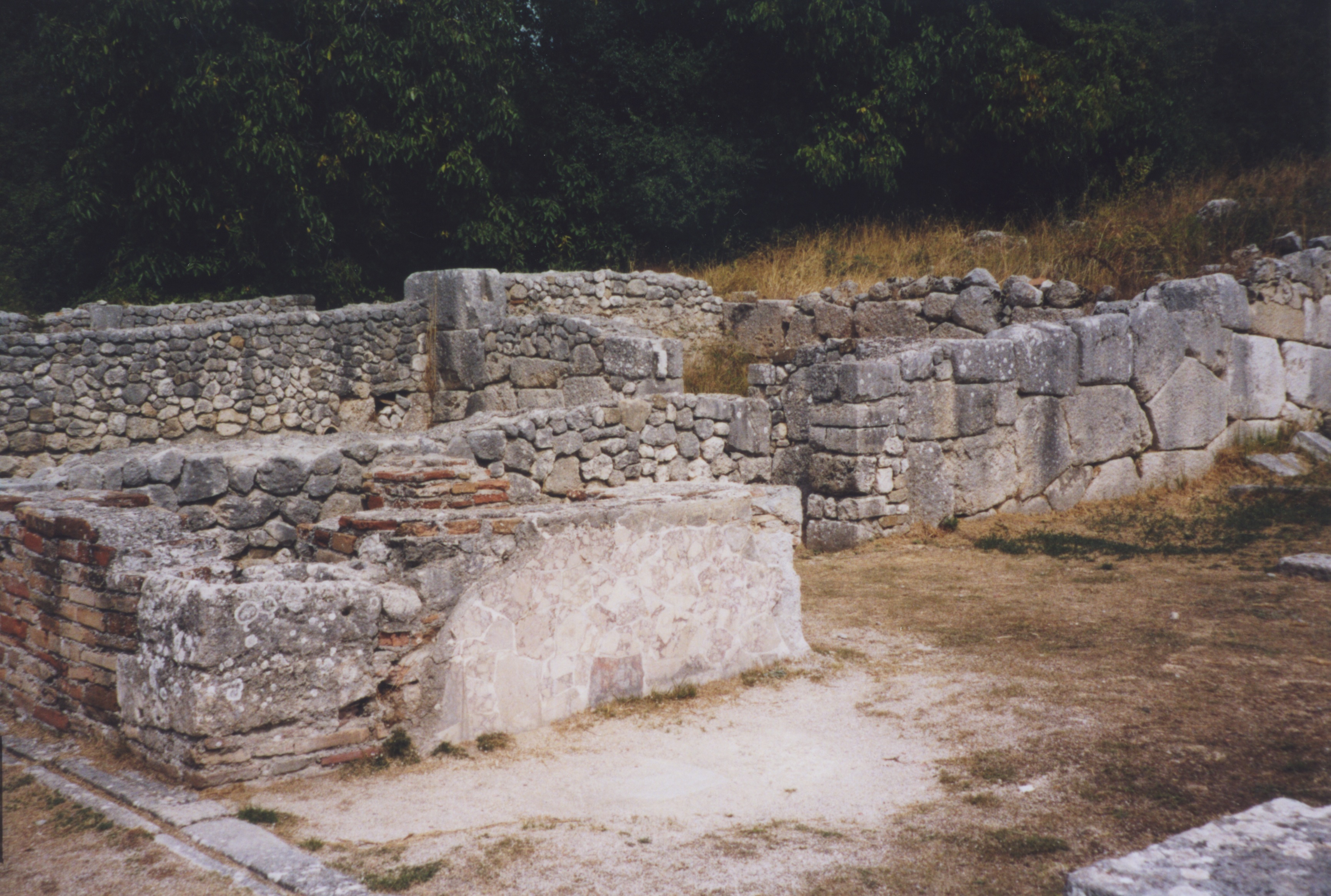 Shop Counter (Thermopolium?)